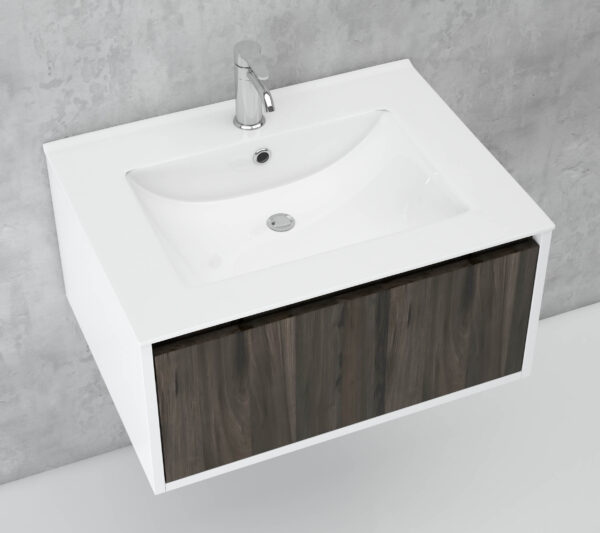 Pacific 600 WH